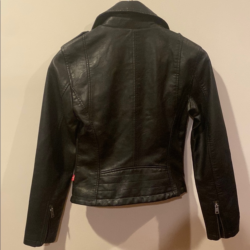 Levi's Black Leather Cropped Jacket with Wide Collar - Picture 6 of 10